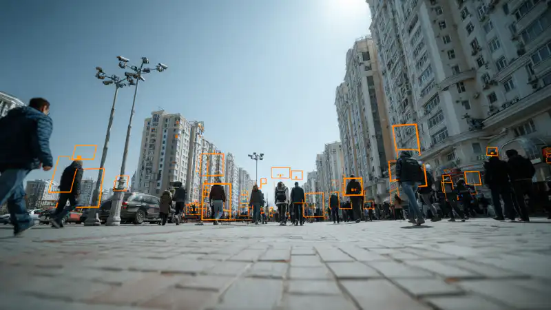 Глаза, которые видят: как искусственный интеллект ловит преступников в сети видеонаблюдения Казахстана Актобе