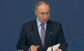 Западные экономики на краю пропасти: Путин предсказывает финансовый шторм