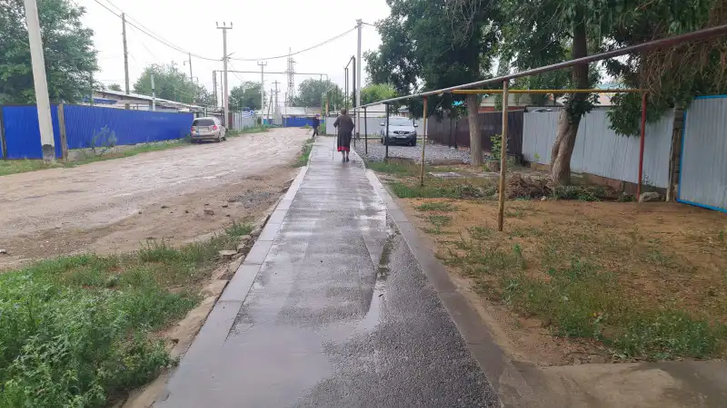 Жизнь на грани: когда детская площадка — это ржавый хлам, а комфорт — миф из сказки Актобе