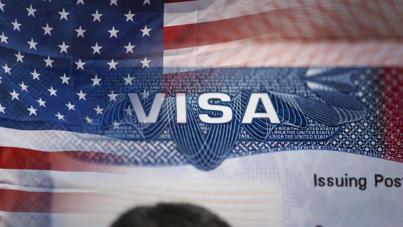 Администрация Трампа начнёт проверку 55 миллионов обладателей виз США: социальные последствия для иммигрантов и их семей Актобе