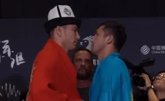 В клетке UFC разгорелся бойцовский шторм: Дияр Нургожай задушил Урана Сатыбалдиева в первом раунде