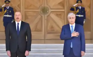 Президент Азербайджана может посетить Казахстан осенью: заявление пресс-секретаря Руслана Желдибая