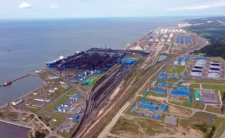 Украинские беспилотники атаковали российский порт Усть-Луга, важный узел для экспорта казахстанской нефти
