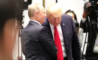 Путин и Трамп готовятся к встрече на Аляске: официальные детали от помощника президента РФ