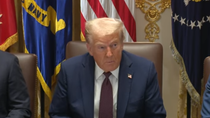 Трамп резко отреагировал на заявление Москвы о нелегитимности Зеленского Актобе