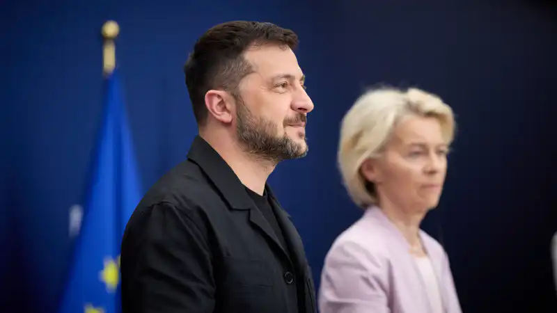 Зеленский: Украина готова к реальному перемирию перед встречей с Трампом Актобе