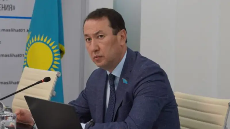 Депутат Астаны призывает к жестким мерам против владельцев базаров Актобе