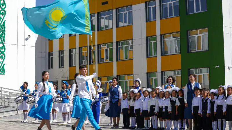 Шымкент встречает знания: две новые школы распускают свои крылья в День знаний Актобе