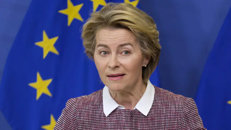 Россия оставила самолет главы Еврокомиссии без навигации при посадке в Болгарии Актобе
