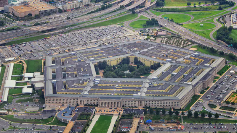 Министр обороны США Пит Хегсет экстренно собрал сотни генералов и адмиралов на нераскрытую повестку встречи Актобе