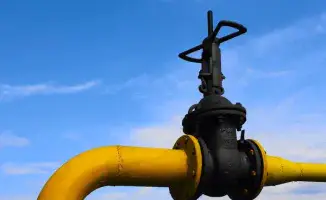 В Актобе жители недовольны раскопками на новой аллее у школ №39 и №17