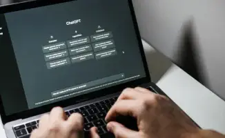 ChatGPT: 1,5 миллиона диалогов раскрывают тайны использования