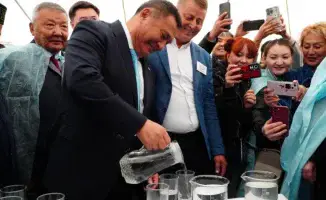 Казахстанские чиновники на этой неделе: Тосты, залпы и чистая вода — кто из акимов стал звездой мероприятия?