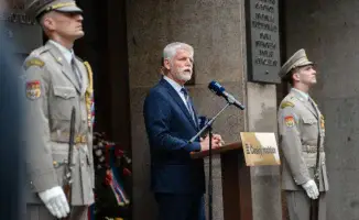 Президент Чехии: НАТО должно жестко реагировать на нарушение воздушных границ и залеты российских истребителей