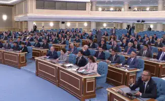 Пятиминутный фейерверк: совместное заседание Мажилиса и Сената завершилось, не успев разгореться