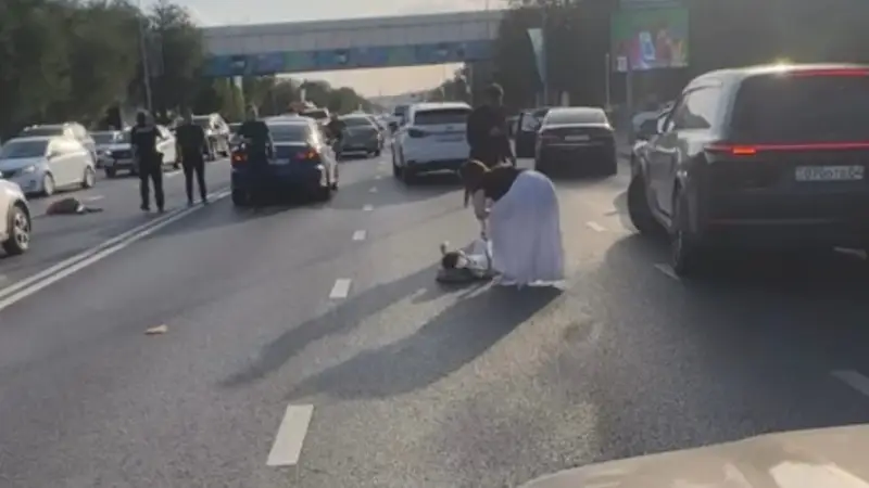 Смертельное ДТП в центре Актобе: бабушка погибла, внучка пострадала Актобе