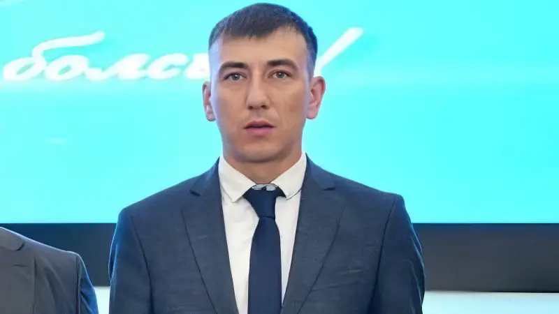 Аким в Павлодарской области: 'Словесный ураган' в ответ на мотоциклетный 'шторм' Актобе