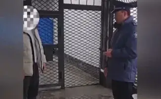 В Актобе мужчину арестовали на пять суток за справление нужды в центре города на глазах у прохожих