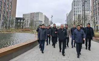 Благоустройство Астаны: Президент Токаев осмотрел бульвар Greenline в районе 'Нура'