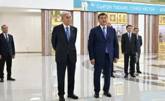 Токаев оценивает работу акима Кызылординской области в ходе рабочей поездки в регион
