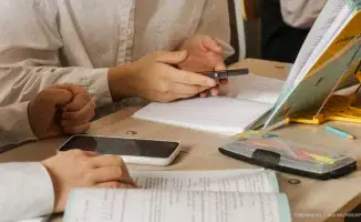 Токаев: Цифровая грамотность — ключ к будущему, а учителя — мастера этого искусства