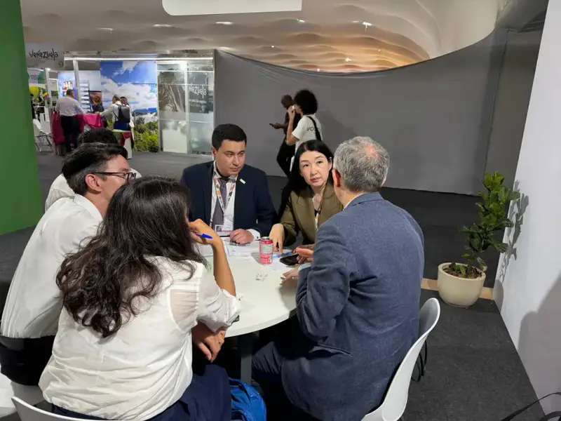 Как два друга спасают планету на COP30? Актобе