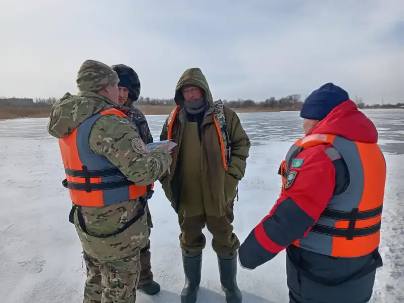 Риск выхода на тонкий лёд: МЧС предупреждает о возможных трагедиях Актобе
