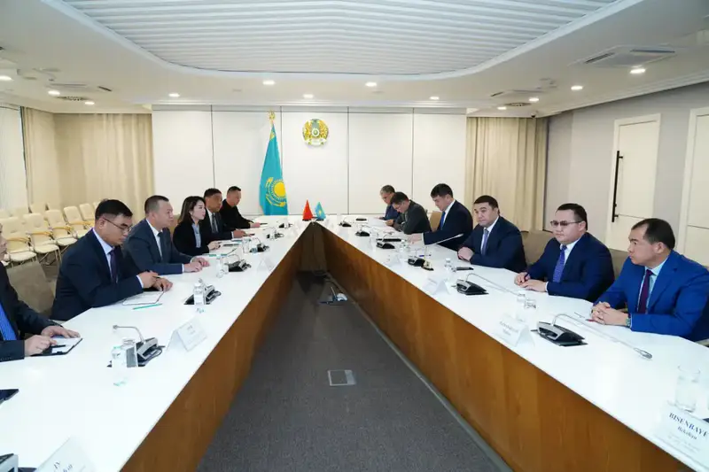 ТУРКЕСТАН: Встреча Нуралхана Кушерова с инвесторами как шаг к экономическому росту региона Актобе