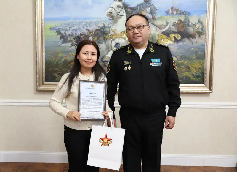 В Астане чествовали военных журналистов (9)