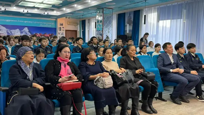 В Национальной академической библиотеке прошёл литературный вечер «Қазыналы қаламгер» (5)