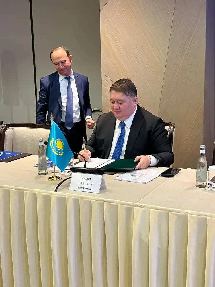 Казахстанская делегация под руководством Талгата Ластаева обсуждает развитие транспортной инфраструктуры на Третьей встрече министров транспорта Центральной Азии Актобе