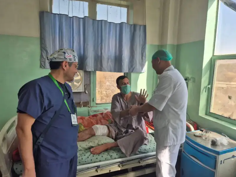 Гуманитарная миссия врачей Казахстана в Афганистане после землетрясения Актобе