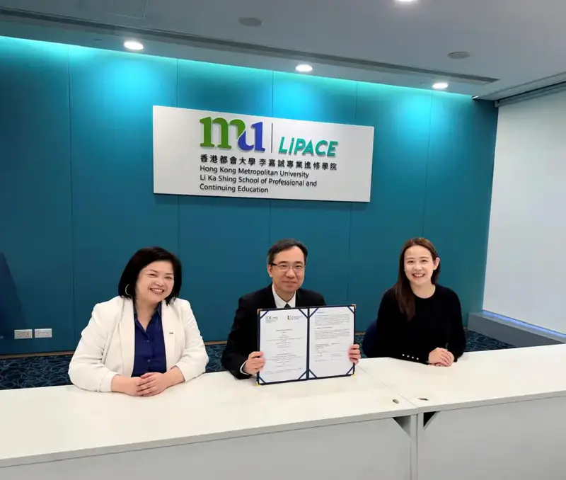 Совместный курс Ualikhanov University и HKMU для Серебряного университета Актобе