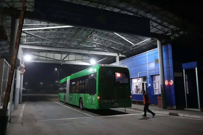 Алматы усиливает контроль за выбросами транспорта Актобе