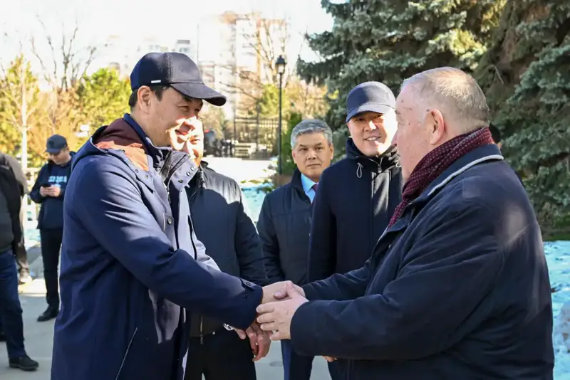 Зеленый оазис в сердце Алматы: Дархан Сатыбалды открыл новый сквер Актобе