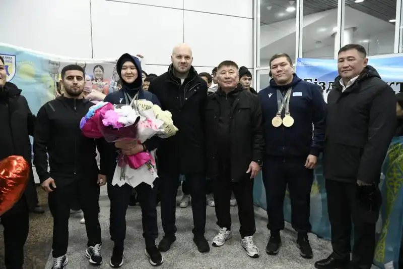Астанинские спортсмены вернулись с медалями с Сурдлимпийских игр в Токио Актобе