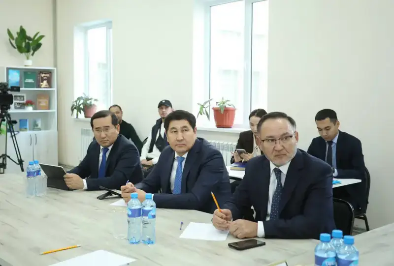 Килыбай выслушал жителей Тупкараганского района Актобе