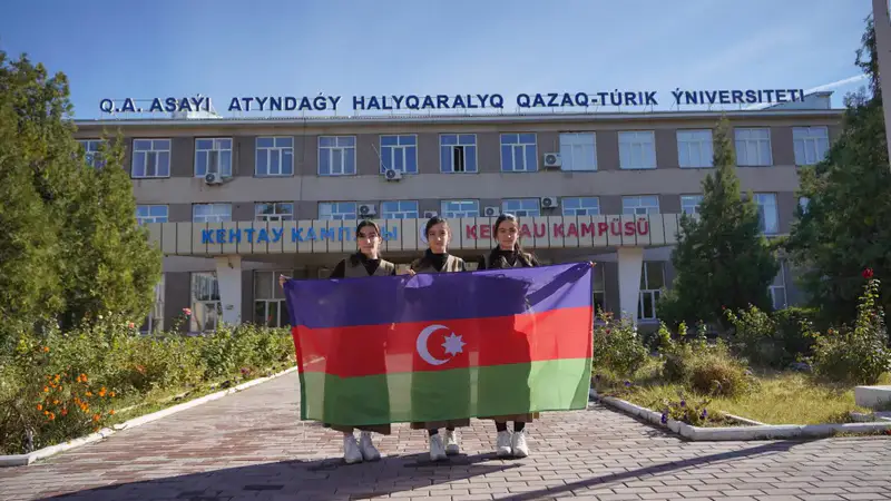 Тюркские студенты из Азербайджана и Кыргызстана изучают казахский язык в Туркестане Актобе