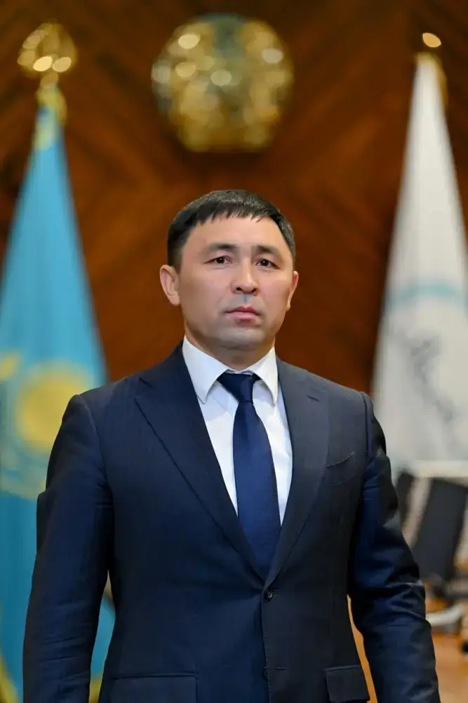 Назначение Байырхана Мерея Бақытбекұлы на пост руководителя управления пассажирского транспорта и автомобильных дорог области Абай: новые перспективы и вызовы для региона Актобе