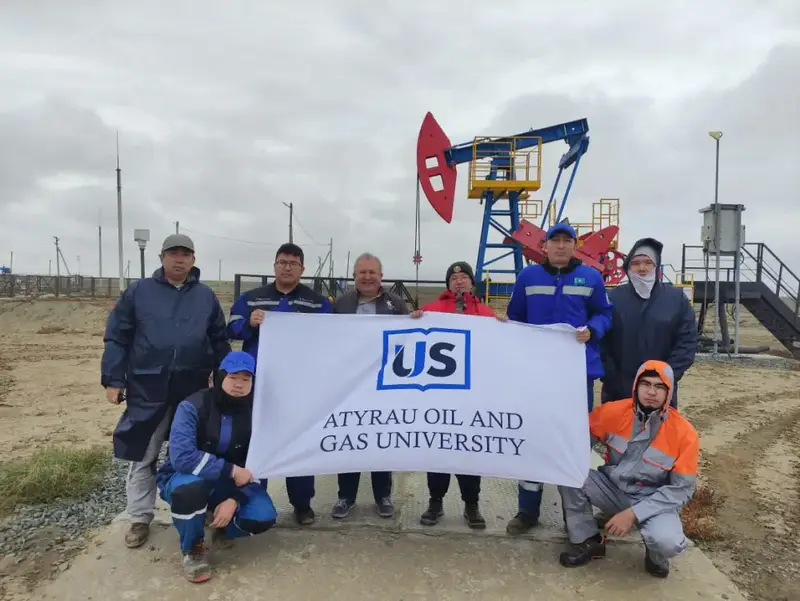 СТУДЕНТЫ UTEBAYEV UNIVERSITY УЧАСТВУЮТ В НАУЧНЫХ ИССЛЕДОВАНИЯХ НА ПРОИЗВОДСТВЕННОЙ ПЛОЩАДКЕ (6)
