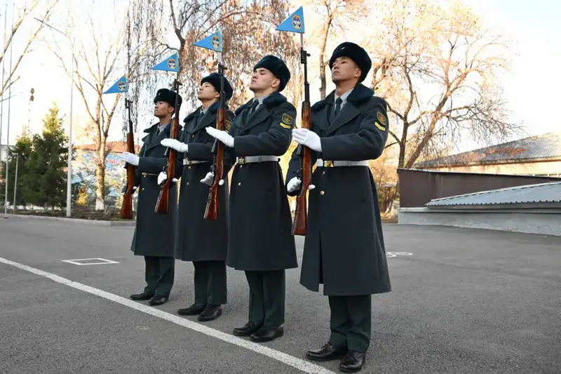 От службы – к студенческой скамье: солдаты военного вуза получили образовательные гранты Актобе