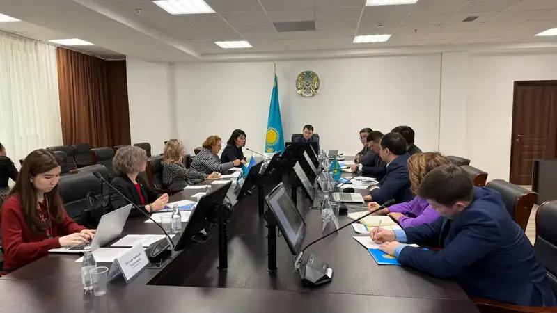 МСХ РК совместно с ФАО запускает интеллектуальную систему мониторинга саранчовых вредителей (3)