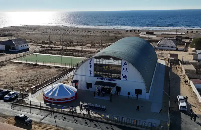 Нурдаулет Килыбай открыл новый спортивный комплекс в Кызылозене Тупкараганского района Актобе