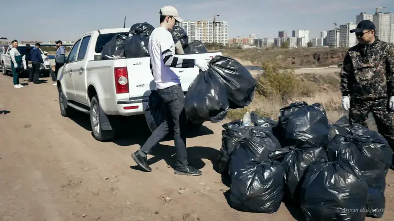 Водоемы рыбохозяйственного значения очищены от 60 000 тонн мусора и рыболовных сетей (5)