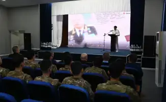 Урок мужества: как 80 лет меняют воинскую честь?