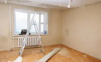 Казахстанец в Актобе обманул клиентов на 100 миллионов тенге, обещая ремонт квартир, но не выполнив работы