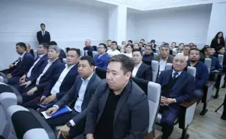 Нурдаулет Килыбай инициирует диалог по вопросам занятости в Каракиянском районе Казахстана