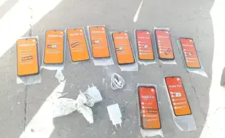 Стражи порядка предотвратили попытку контрабанды 10 телефонов в колонию