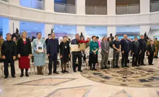 Медали в честь казахстанских воинов в Алматы