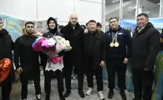 Астанинские спортсмены вернулись с медалями с Сурдлимпийских игр в Токио